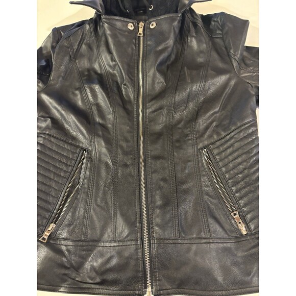 Guess Women’s Faux Leather Biker Jacket Black Removable Hood Size Medium - Picture 10 of 10